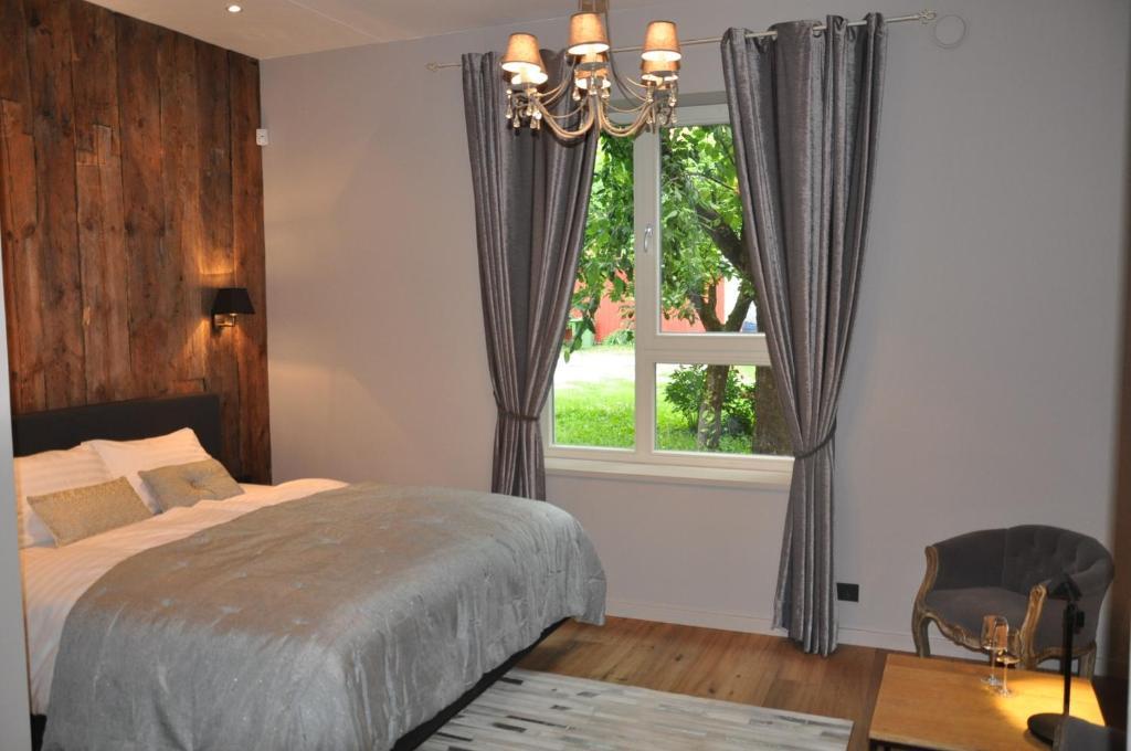 Frost Boutique 4*
